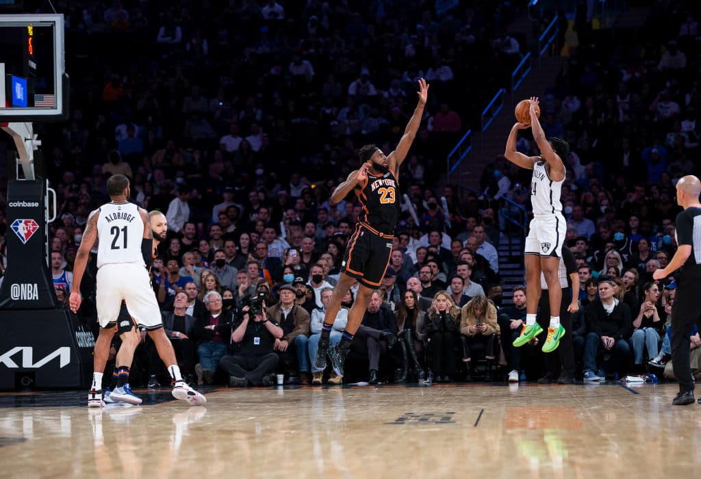 Los Brooklyn Nets le dan la vuelta a los Knicks de forma dramática