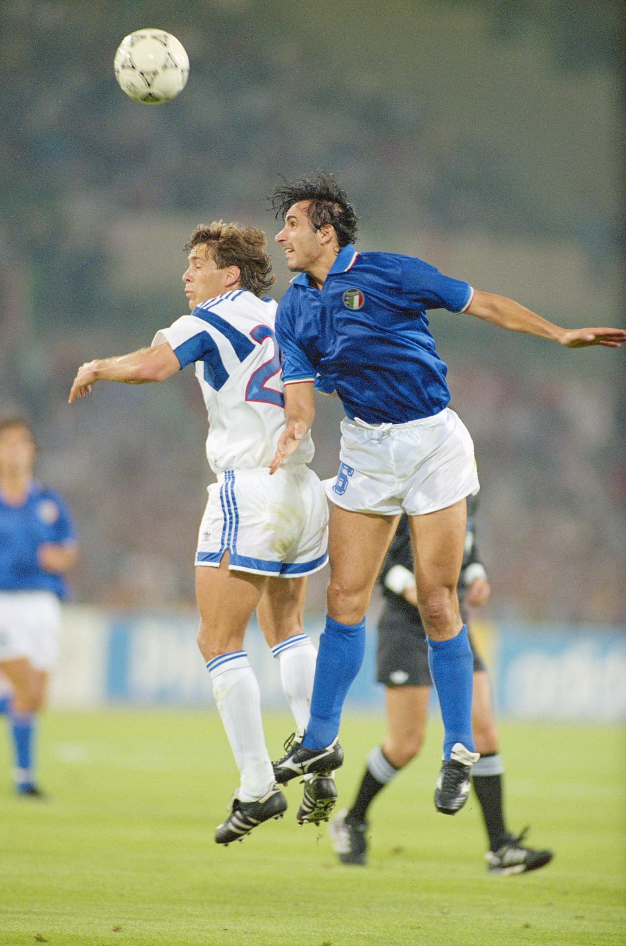 Andrea Carnevale alternaba el dorsal 11 junto con el número 16.