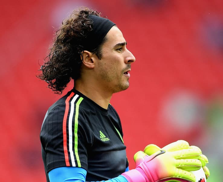 El arquero Guillermo Ochoa no jugó en el Standard de Lieja que venció 1-0 al Oud-Heverlee. El mexicano tiene ofertas para llegar al Napoli.