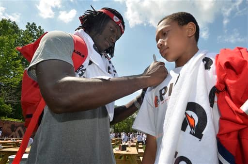 Checa las mejores tomas de Chris Conley, ya como WR de los Kansas City Chiefs, quienes lo tomaron en la ronda 3 del Draft 2015 (AP-NFL).