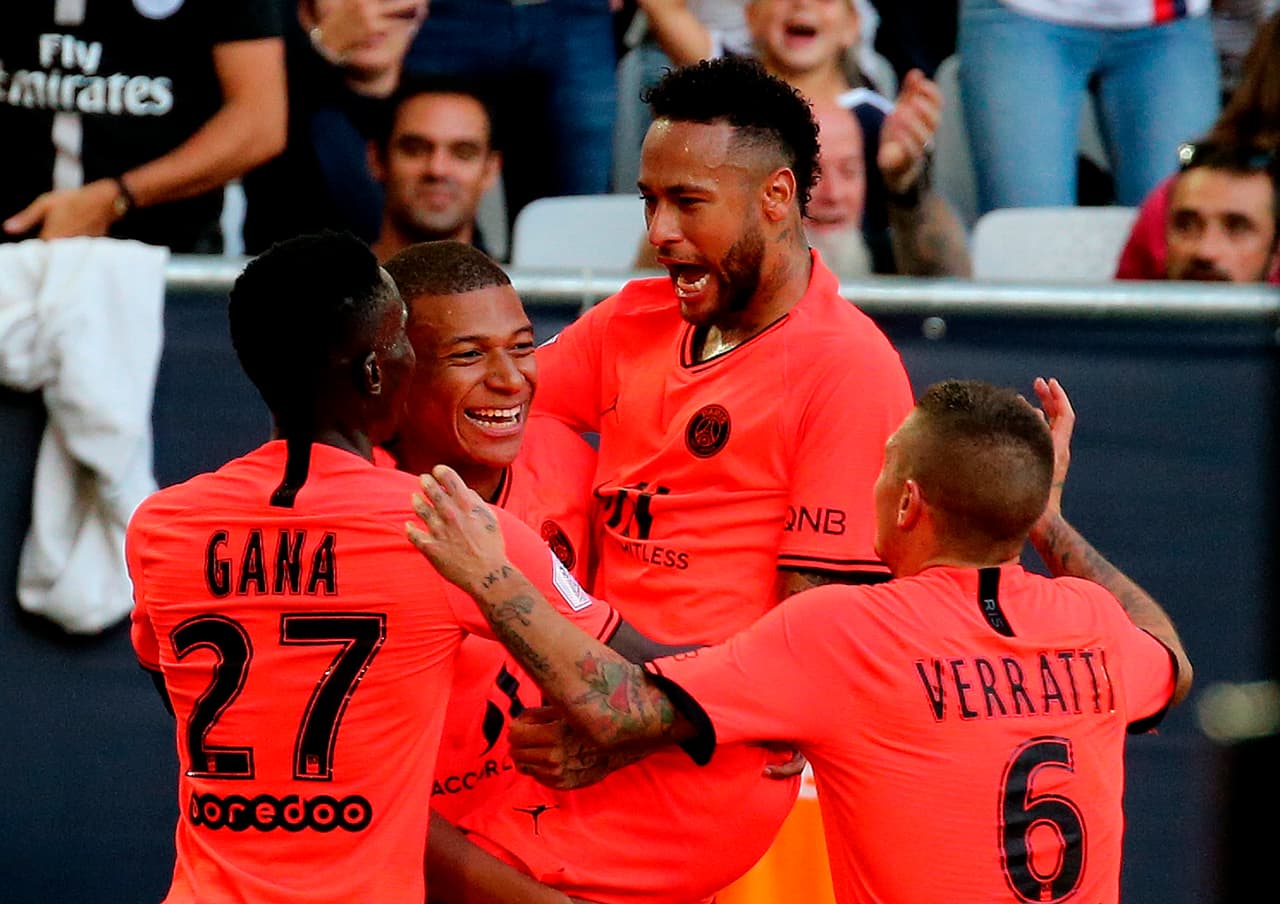 Con gol de Neymar al minuto 70 el PSG toma el liderato de la Ligue 1.