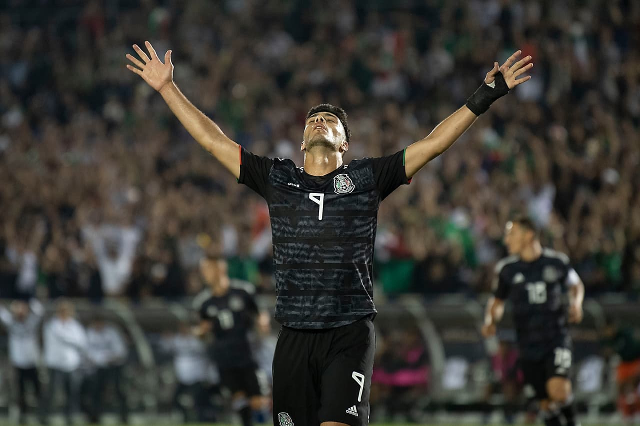 Raúl Jiménez al minuto 64' aparecíó de nuevo para anotar, su doblete para el 5-0 de México sobre Cuba.