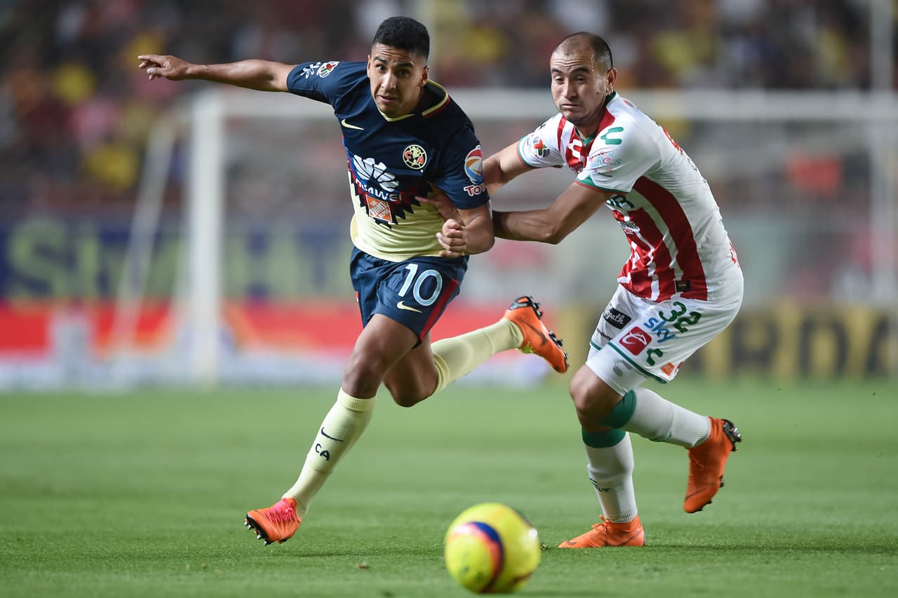 Ambos equipos están peleando por mejorar su posición en la tabla por lo que salieron con una clara actitud ofensiva.