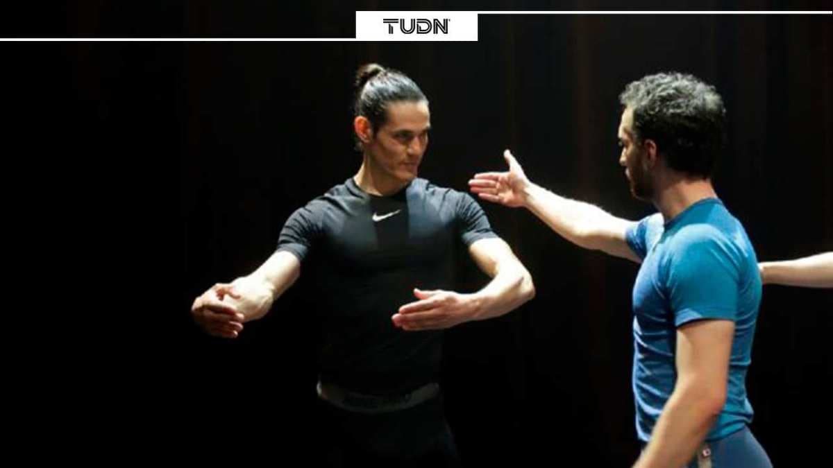 Edinson Cavani deja el futbol para practicar Ballet