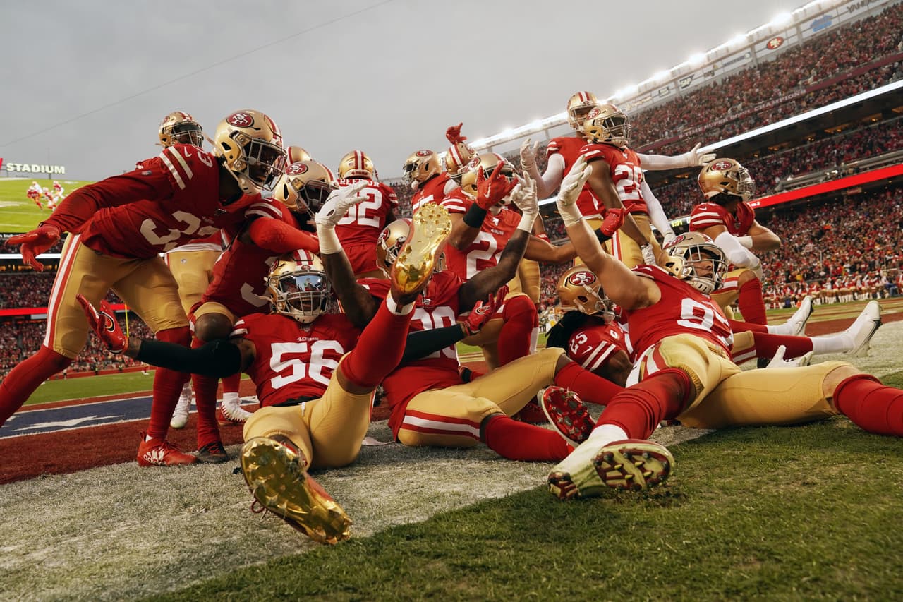 La defensiva y el ataque terrestre guían a los San Francisco 49ers a su séptimo Super Bowl.