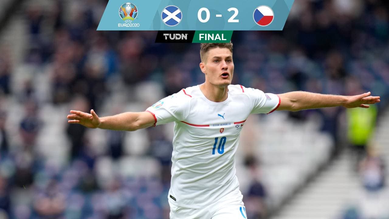 Con golazos de Schick República Checa sorprende a Escocia
