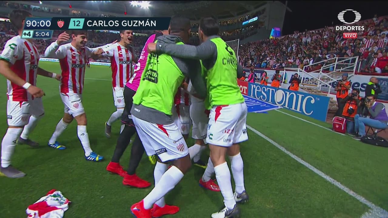 Gol Carlos Guzmán (Necaxa 3-3 Chivas)
