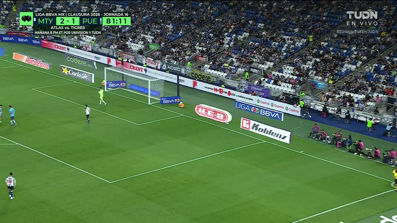 ¡TIRO ATAJADO! disparo por Emiliano Gómez.