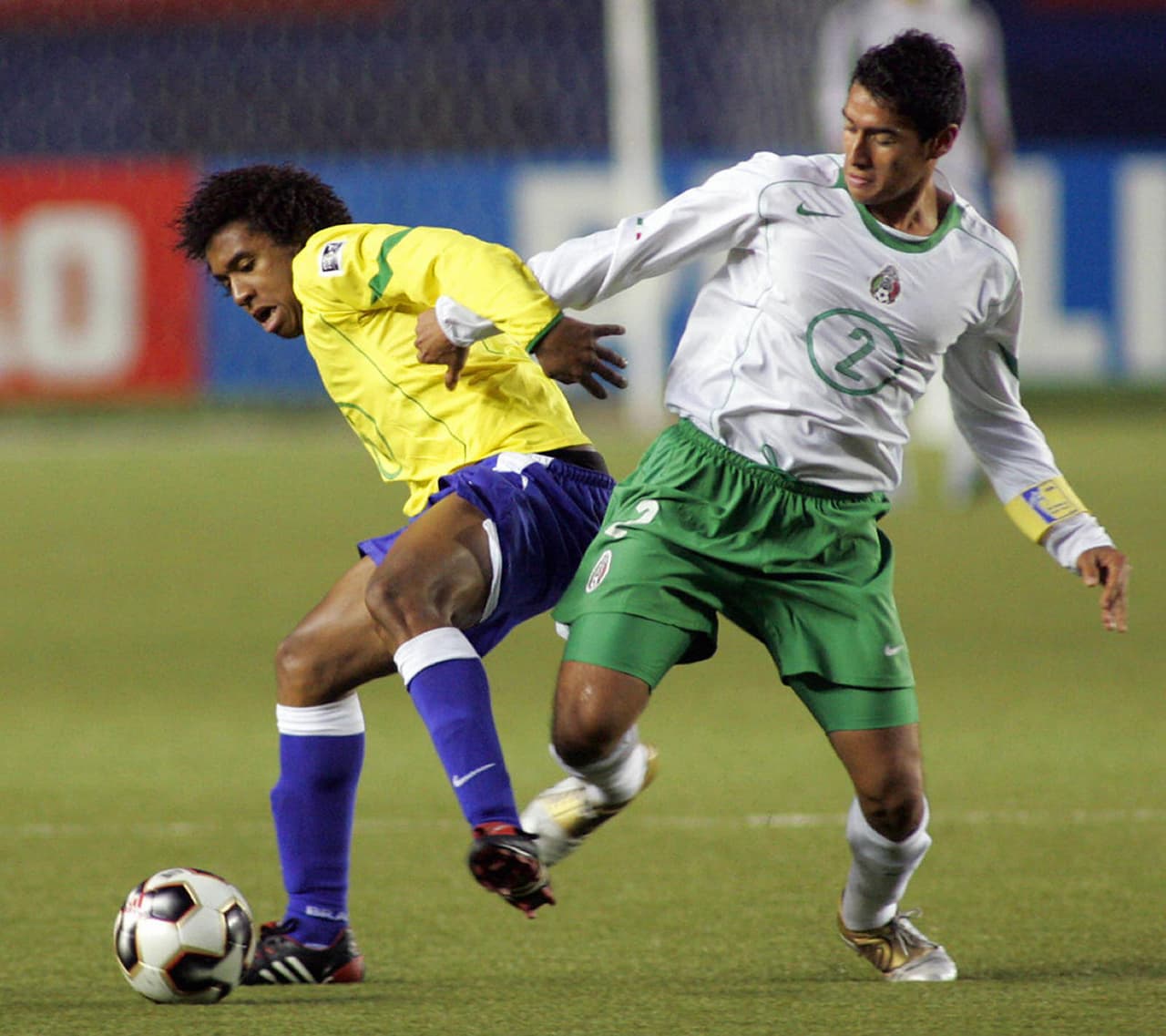 El Balón de Oro de Perú 2005 fue el brasileño Anderson, quien poco después fue comprado por el Porto de Portugal.