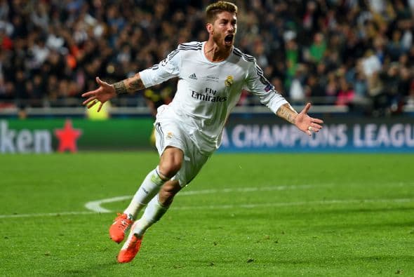 La defensa tendrá un enfrentamiento entre dos líderes que ponen el corazón en cada jugada. Sergio Ramos ha demostrado ser un referente de la zaga madridista con sus barridas y goles.