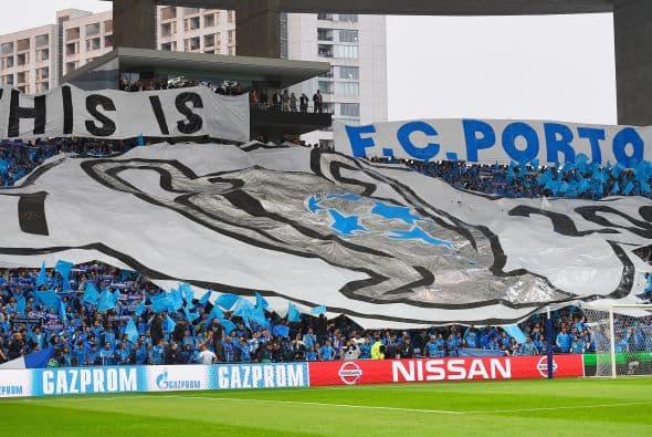 Oporto se ha convertido en la cantera del fútbol europeo, con gran ojo clínico, compra jugadores a bajo precio y los vende caro.