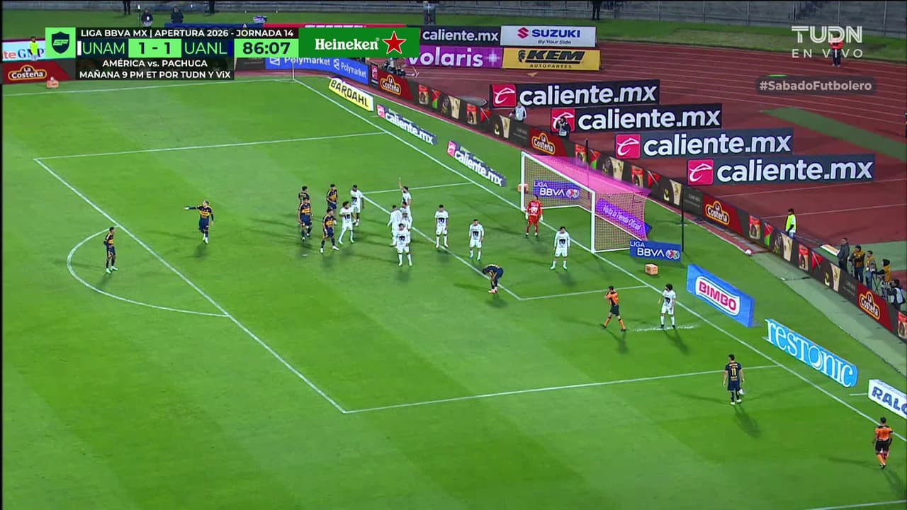 ¡TIRO ATAJADO! disparo por Ozziel Herrera.