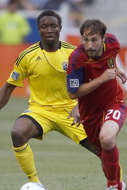 Real Salt Lake logró ponerle el candado a la serie, pero la visita a Columbus le costó las expulsiones de Beltran y Borches. Acceso a semifinales.