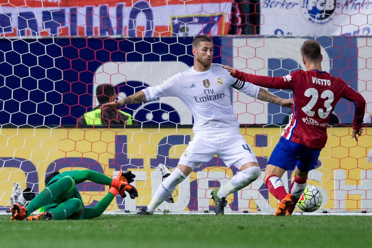 Cuando se terminaba el partido, Jackson Martínez llegó a linea de fondo y mando un centro que Griezmann no pudo rematar pero si Vietto quien empujó el esférico a las redes.