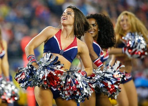 Las cheerleaders de los New England Patriots llenaron de belleza el Kickoff 2015 de la NFL. ¡Disfrútalas!