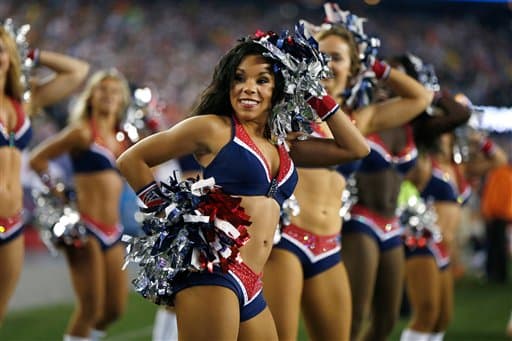 Las cheerleaders de los New England Patriots llenaron de belleza el Kickoff 2015 de la NFL. ¡Disfrútalas!