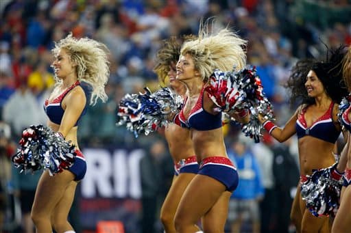 Las cheerleaders de los New England Patriots llenaron de belleza el Kickoff 2015 de la NFL. ¡Disfrútalas!