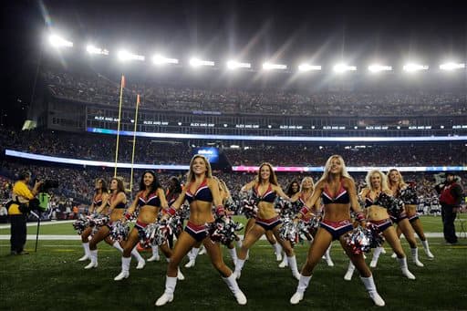 Las cheerleaders de los New England Patriots llenaron de belleza el Kickoff 2015 de la NFL. ¡Disfrútalas!
