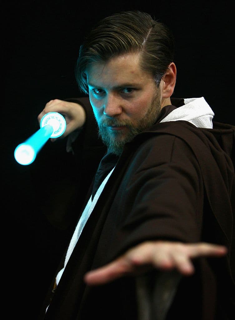 Obi-Wan Kenobi es una producción ejecutiva de Kathleen Kennedy, Michelle Rejwan, Deborah Chow, Ewan McGregor y el escritor Joby Harold.