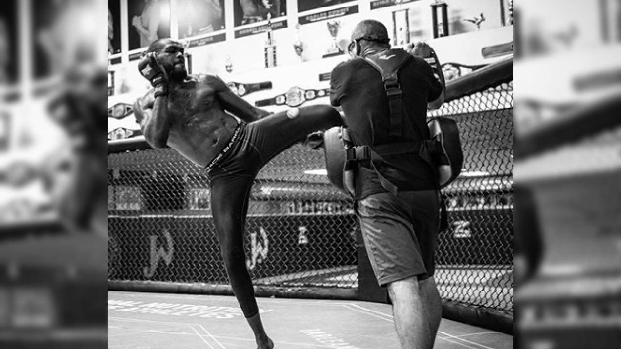 Hace unos días, el peleador de la UFC evitó que existieran más daños en las protestas por la muerte de George Floyd.