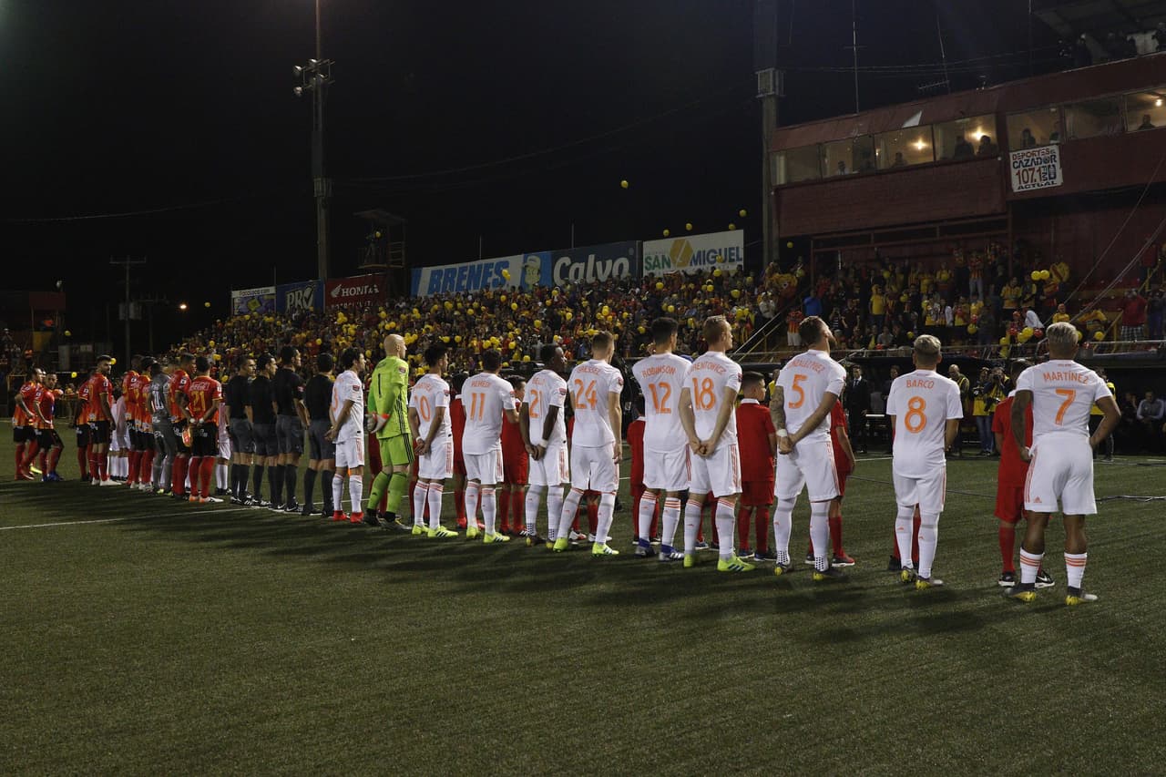 En el juego de ida, en el Eladio Rosabal, el Herediano de Costa Rica se quedó con un triunfo importante por 3-1 ante su gente.