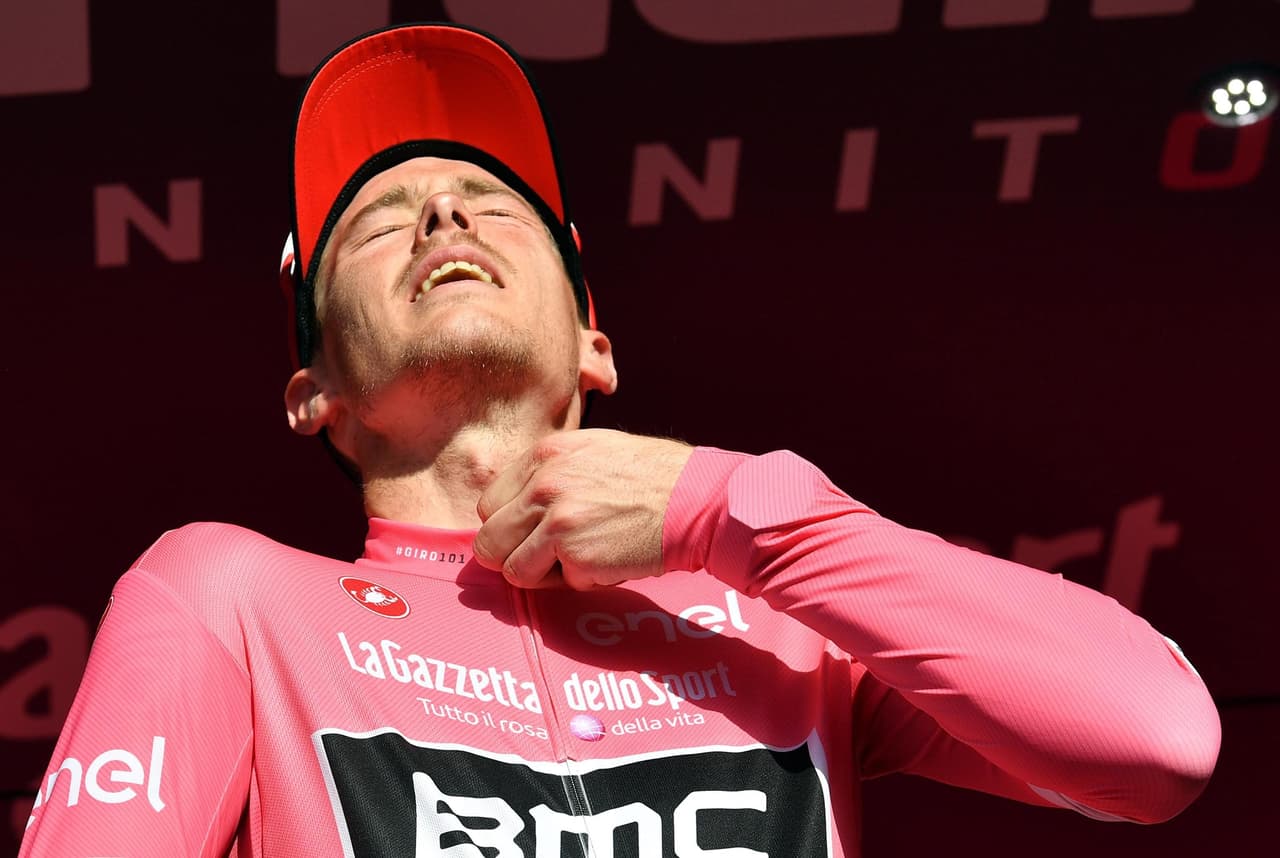 El australiano Rohan Dennis defendió el liderato en la general.. Le sigue el holandés Tom Dumoulin (Sunweb) a 1 segundo y el británico Simon Yates (Mitchelton-Scott) pasa a ser tercero a 1.