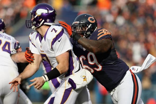 Henry Melton, tackle defensivo Chicago Bears: Melton podría haber sido el mejor agente libre en el mercado si hubiera entrado hace un año. Ahora está saliendo de una rotura de ligamentos y fue arrestado por un delito menor y por intoxicación en lugar público en diciembre.