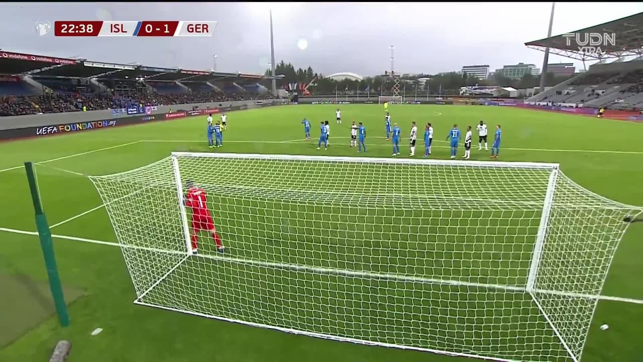 ¡Golazo de Alemania! Rüdiger puso el 0-2 sobre Islandia con gran remate