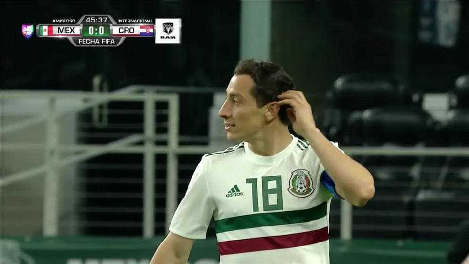 Tiro desviado de ${PLAYER}