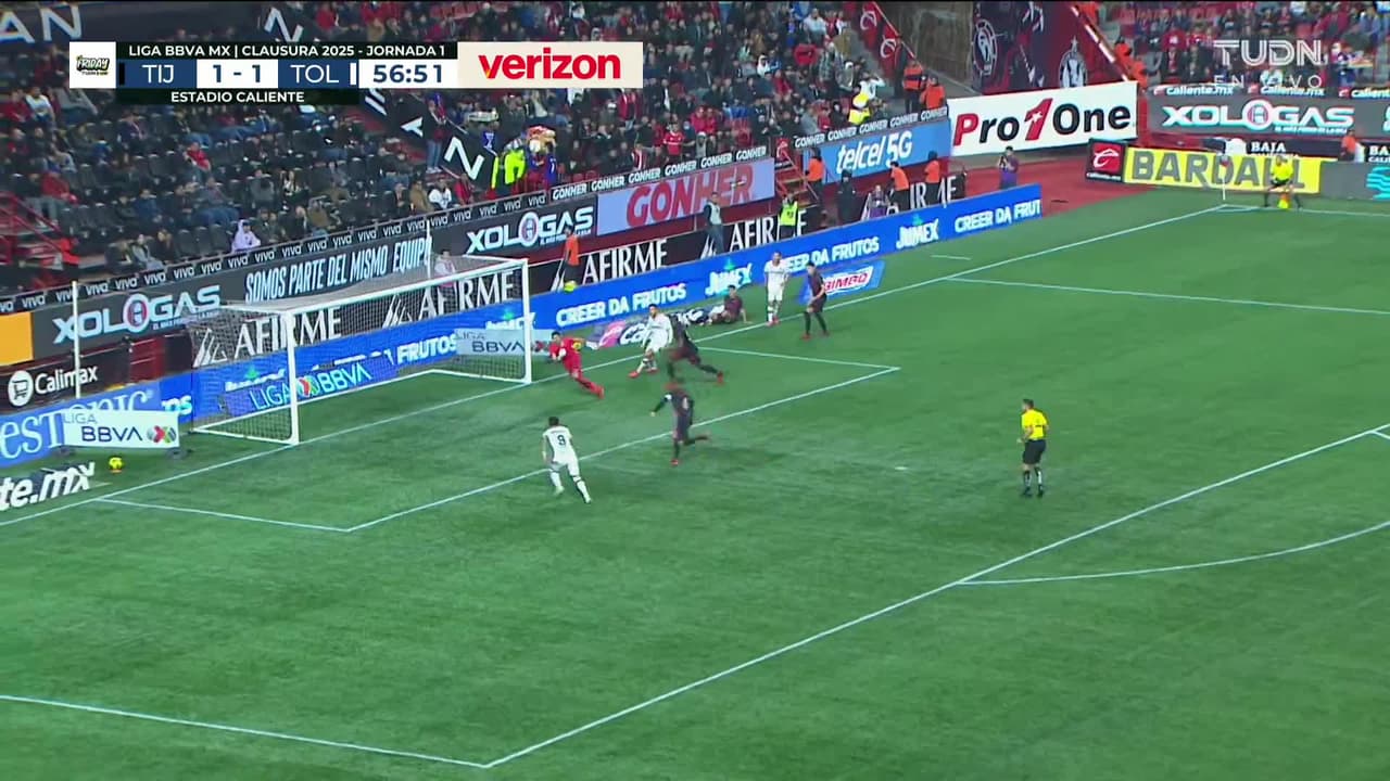 ¡GOOOL! Alexis Vega anota para Toluca.