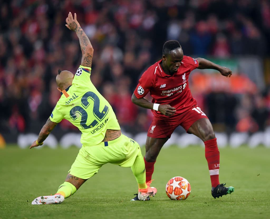 Mané del Liverpool no tuvo ocasiones de gol por racimos como en otros partidos pero sí desequilibró al Barcelona con su velocidad y talento.