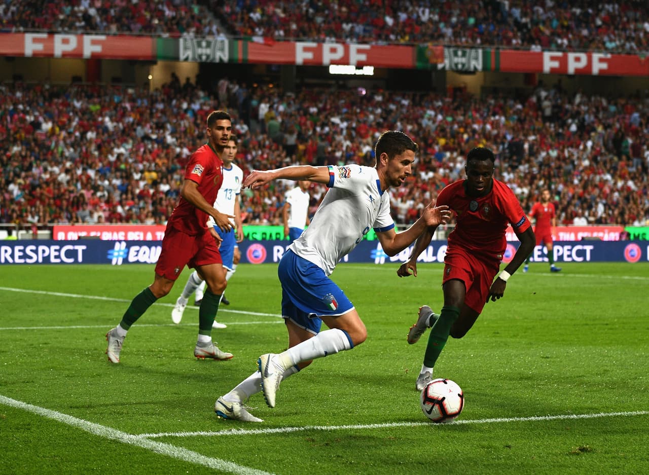Pero Portugal se volvió peligroso jugando al contragolpe e incluso Silva estuvo muy cerca de anotar el 2-0 pero Alessio Romagnoli sacó el balón de la línea de gol.