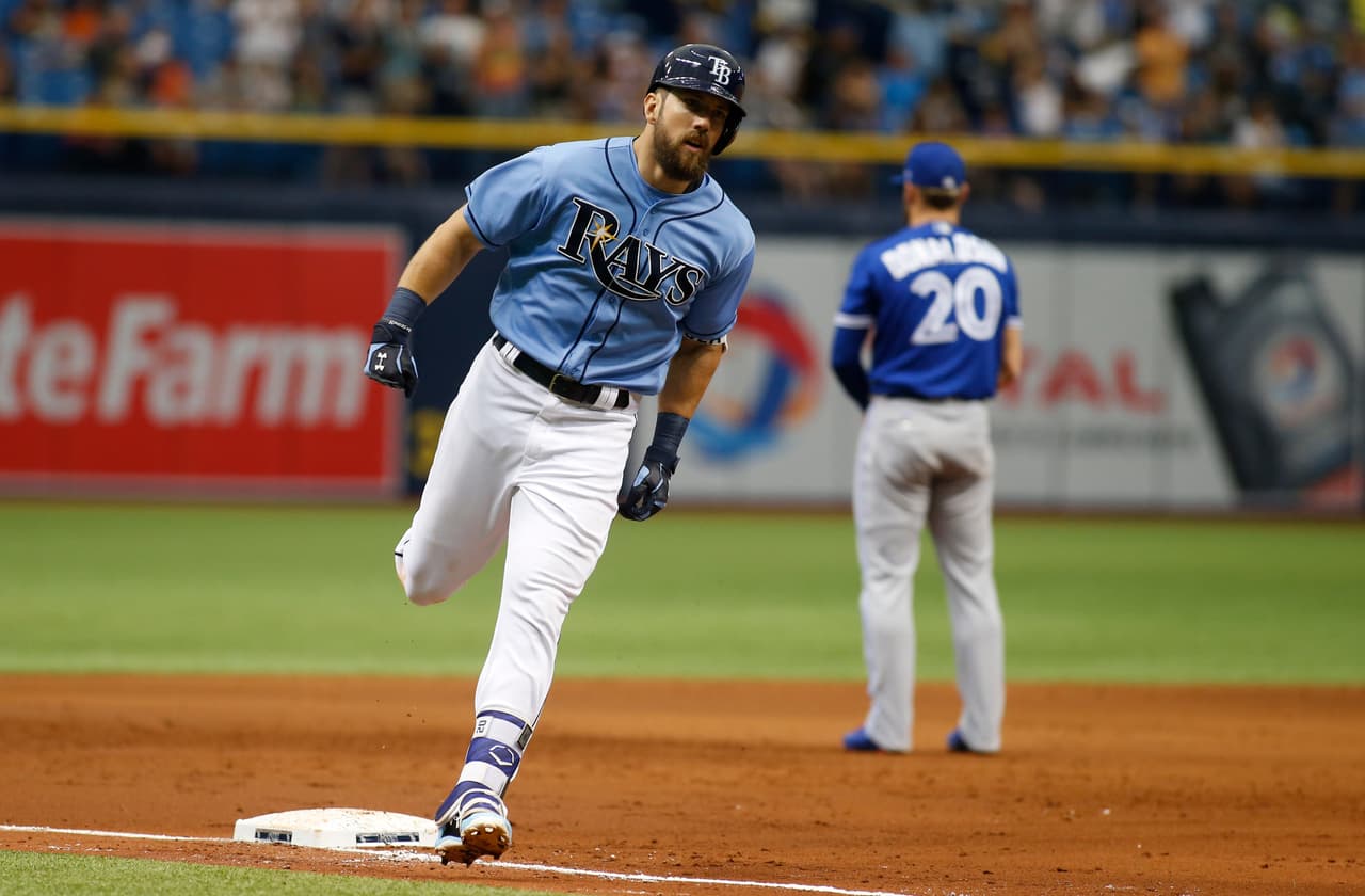 TOR 2 – 7 TB: Steven Souza Jr. conectó un cuadrangular de 3 carreras en la tercer entrada para darle a los Rays una ventaja que no dejarían ir.
