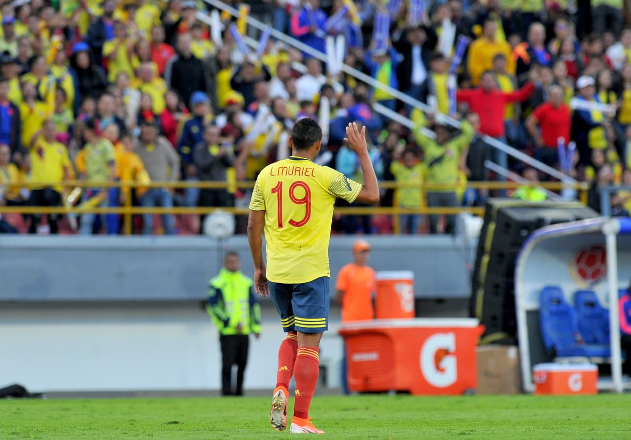 De esta manera agradecía Muriel la ovación tras marcar el segundo gol del partido.