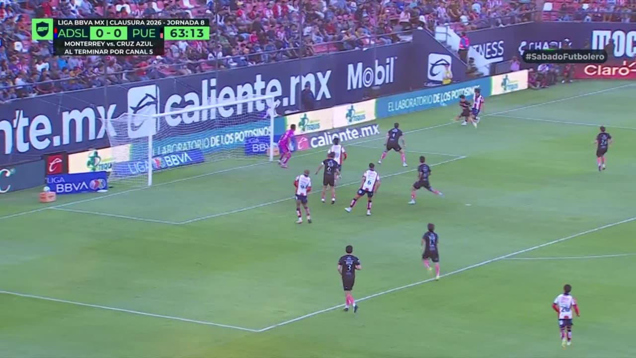 ¡TIRO ATAJADO! disparo por Emiliano Gómez.