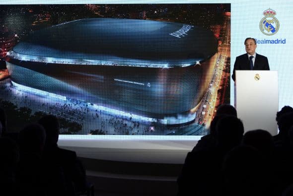 "Todo lo que hoy es el Real Madrid no sería comprensible sin este estadio, un estadio que ha sido un antes y un después para este club. Para Santiago Bernabéu fue un objetivo decisivo que permitió al Real Madrid afrontar el futuro con enorme fuerza e inteligencia y llegar a ser el mejor club del mundo. Fue una de sus mejores y más importantes decisiones", declaró.