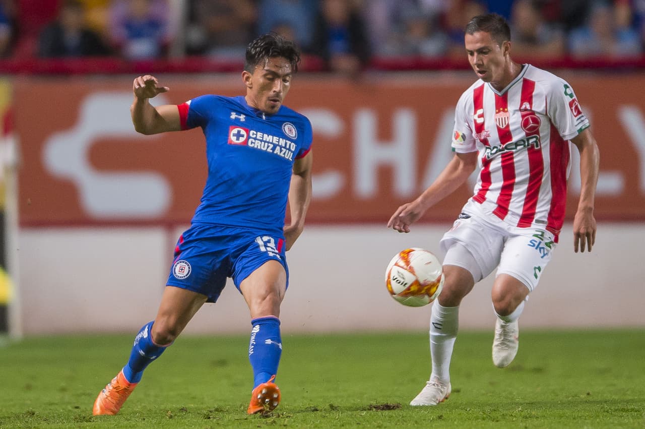 <b>Defensa:</b> Luis Hernández (Necaxa, 6)