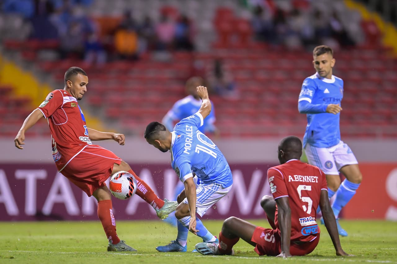 El héroe de la noche se llama Valentin Castellanos ya que con su asombroso doblete el New York FC logró vencer 0-2 a los Santos Guapiles en Costa Rica.
