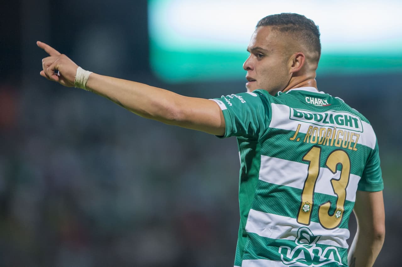 <b>Delantero:</b> Jonathan Rodríguez (Santos, 11)