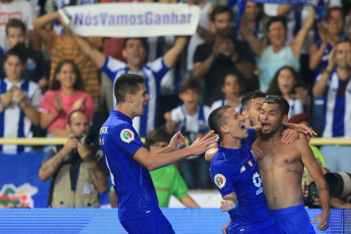 Corona, de 25 años, llegó a 17 goles con el Porto, 14 de ellos en la Liga de Portugal, 2 en UEFA Champions League y el primero en la Supercopa de Portugal.