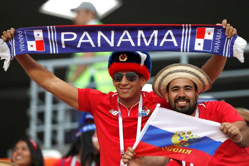 Orgullo, pasión y esperanza. Tres elementos con los que aficionados tanto de Panamá como de Túnez acudieron a Mordovia Arena para apoyar a los suyos y volver a casa con una alegría qué contar.