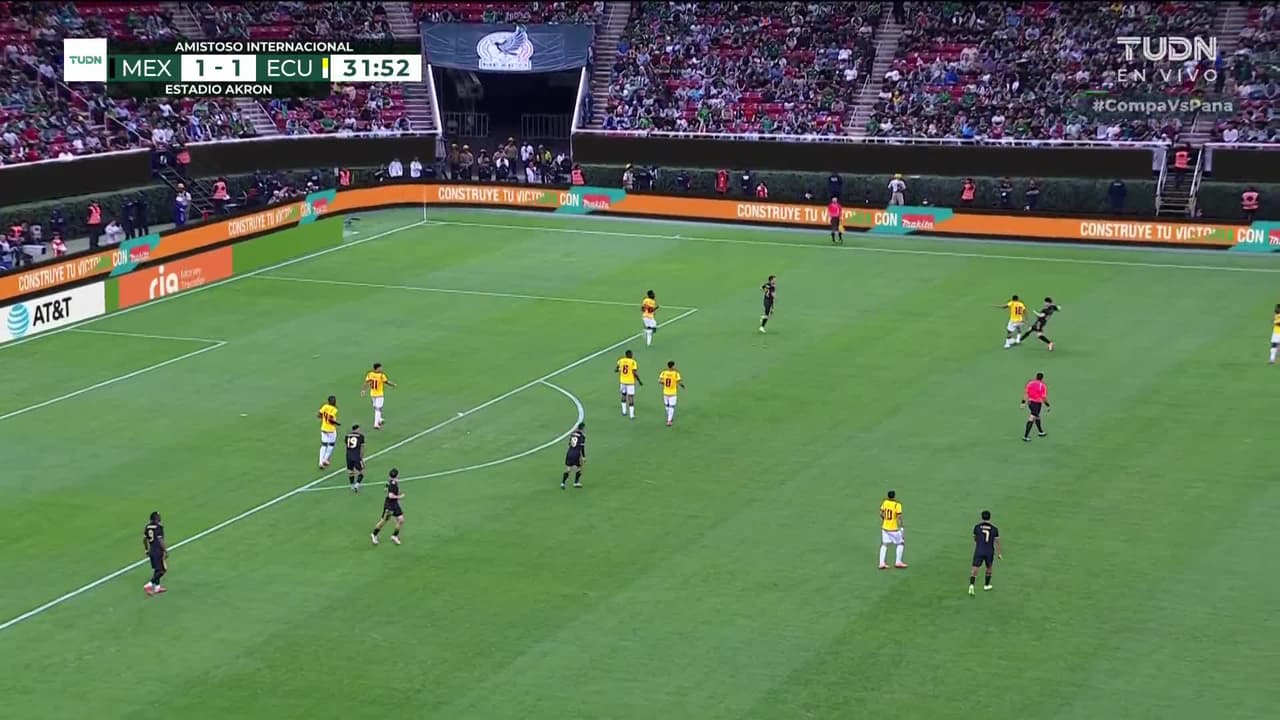 ¡TIRO ATAJADO! disparo por Israel Reyes.