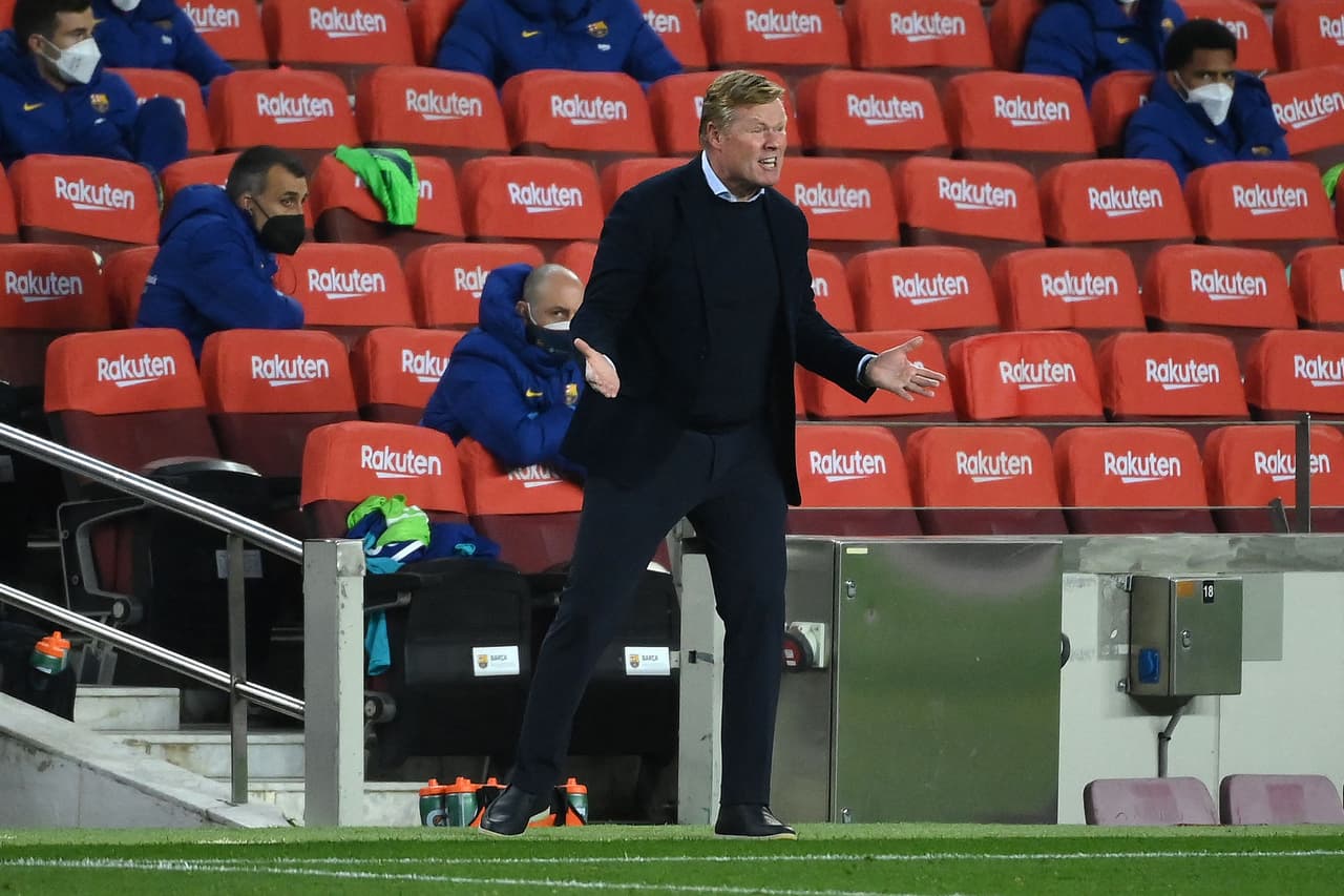 Koeman fue expulsado por decirle “vaya personaje” al cuarto árbitro