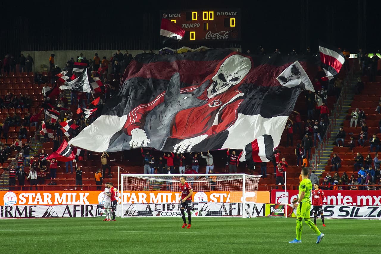 González Pírez (20’) abrió el marcador para los locales. Al 62’ Martín Rodríguez empató el marcador. Colula (78’) hizo el 2-1 y al 82’, Erick Torres puso el 3-1 final por la vía penal. La vuelta se jugará el 18 de febrero.