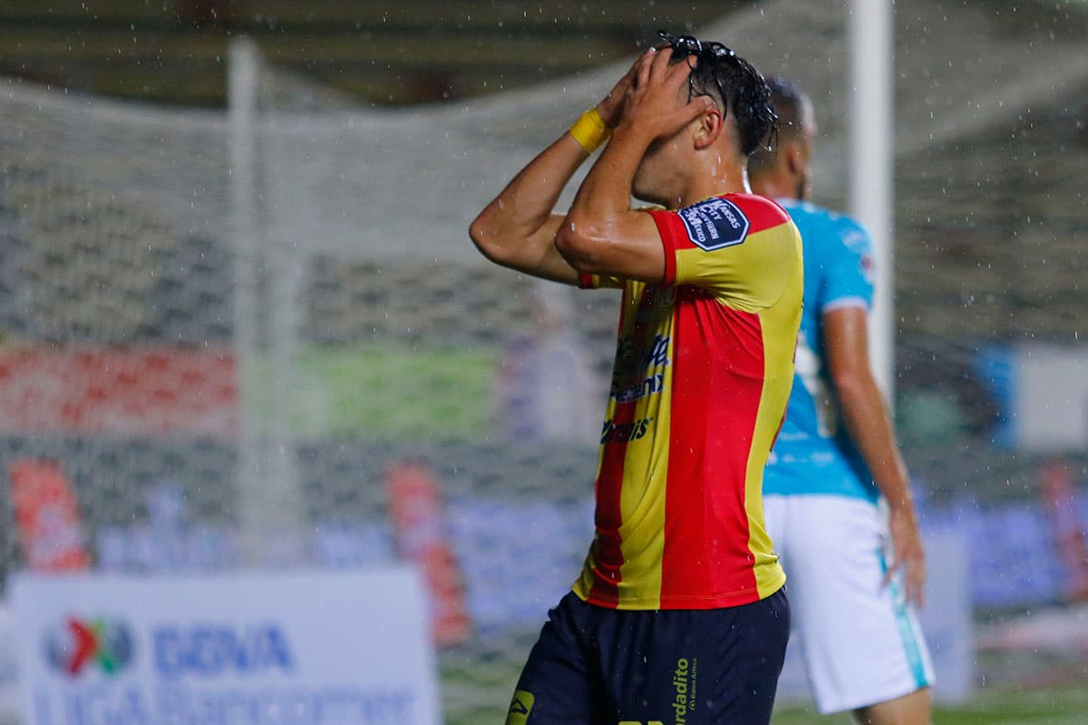 La estruendosa derrota por 4-1 deja al Morelia con 12 puntos, provisionalmente en zona de Liguilla a la espera de los demás partidos de la octava jornada.