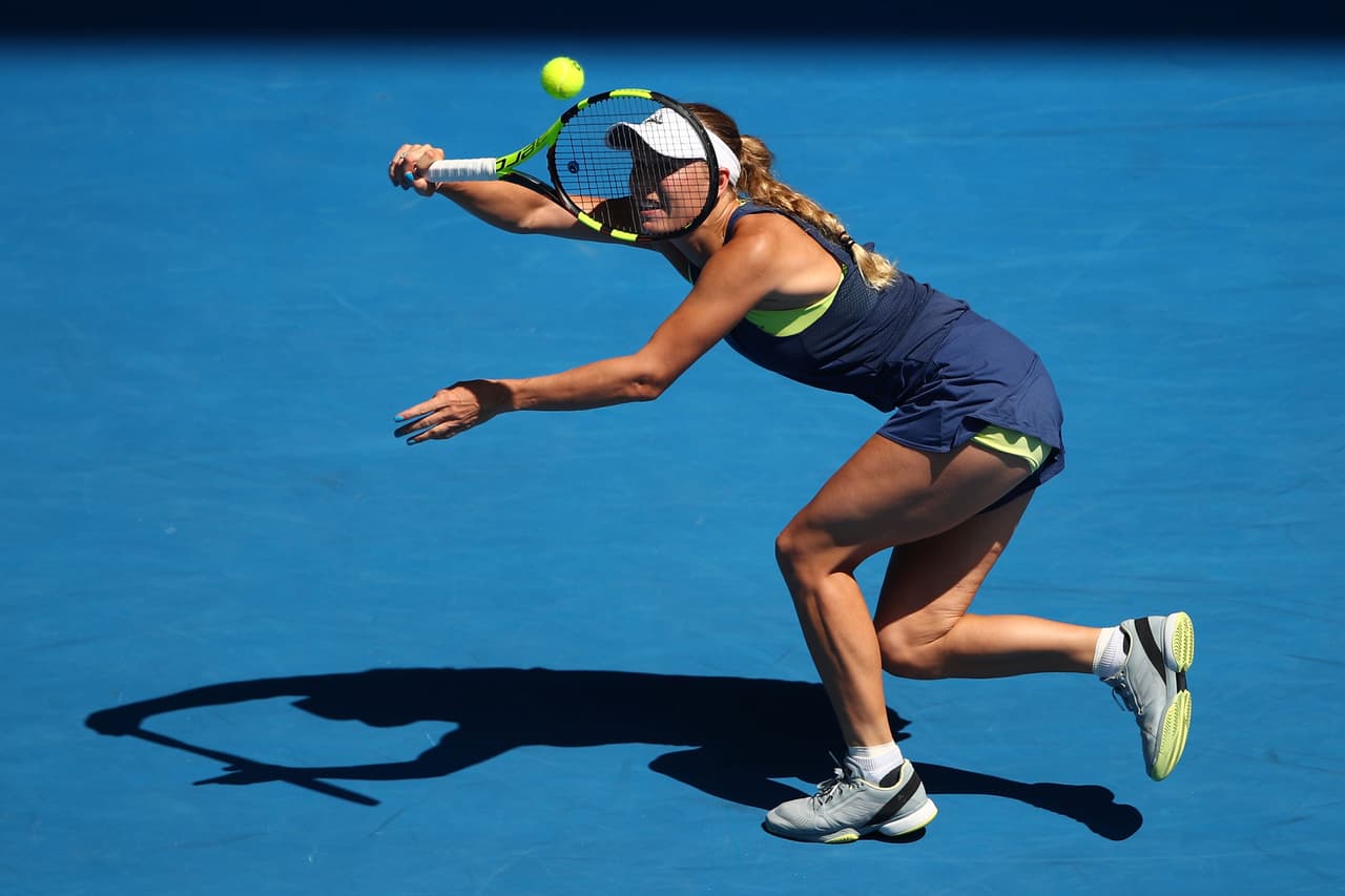 Wozniacki tuvo el juego para definirlo a su favor incluso con un 5-3, pero ella misma cedió y le entregó el poder a Mertens.