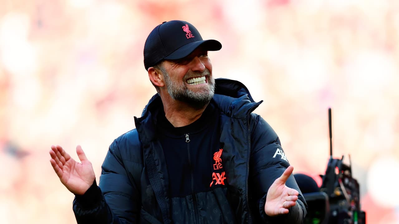 Jürgen Klopp premia a su cuerpo técnico tras renovar con Liverpool