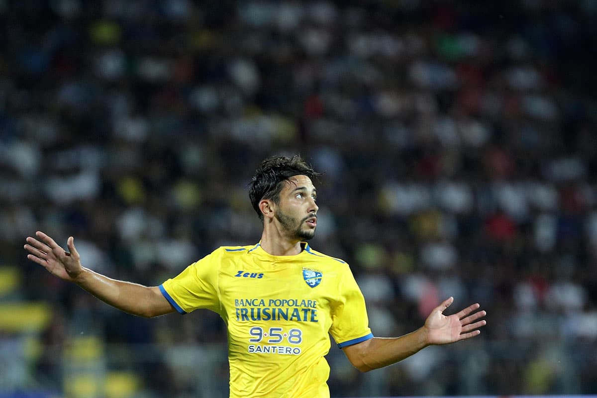 El italiano Edoardo Goldaniga tuvo la difícil labor de marcar a Cristiano Ronaldo.