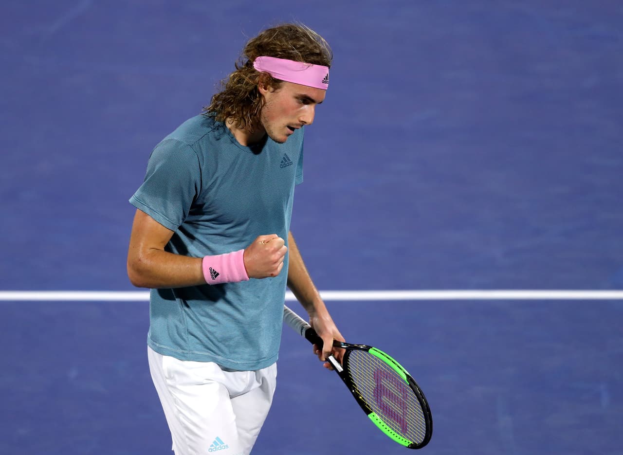 El francés Gael Monfils, que venció 6-1, 7-6 (3), 6-2 al lituano Ricardas Berankis, y buscará detener en la Semifinal del ATP 500 de Dubai al griego de 20 años Stefanos Tsitsipas, que se impuso 6-7 (4), 7-6 (1), 6-1 al polaco Hubert Hurkacz para clasificar a su tercera semifinal en 2019.