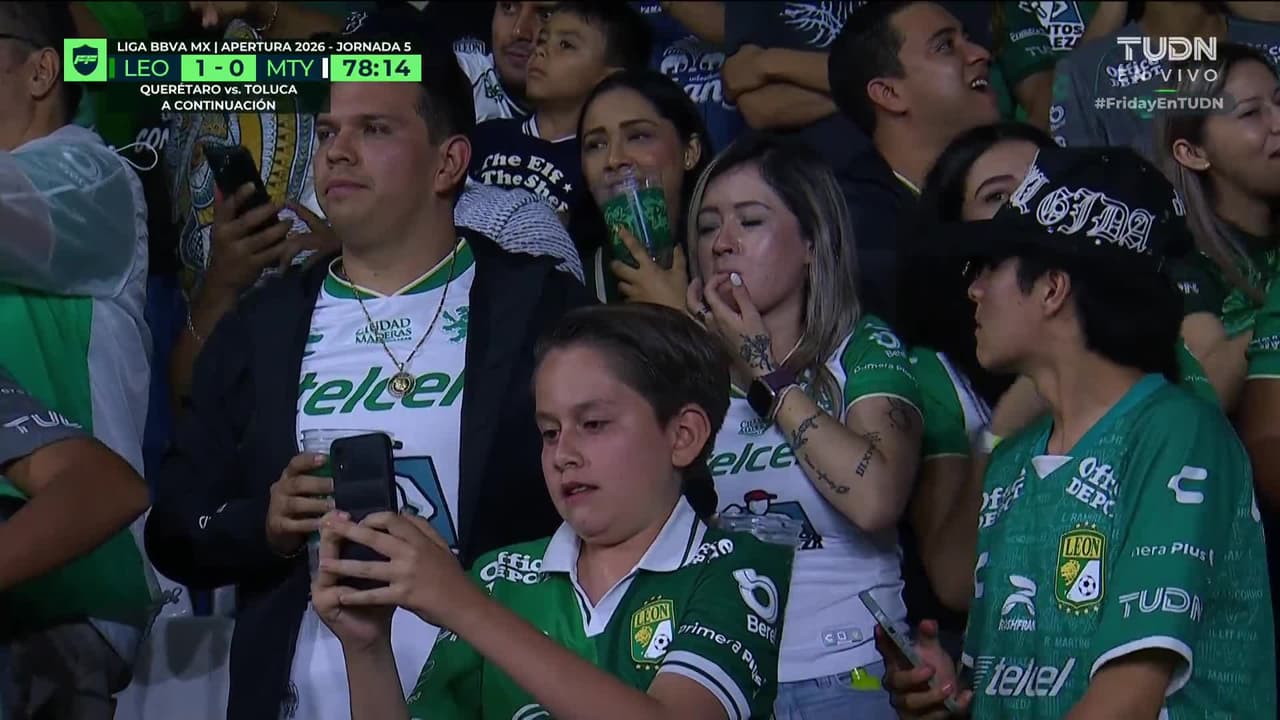 ¡GOL!  anota para León. Daniel Arcila